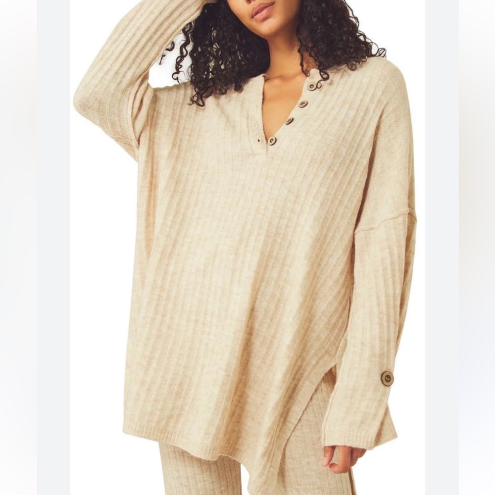 Free People Ribbed Knit Long Sweater size M